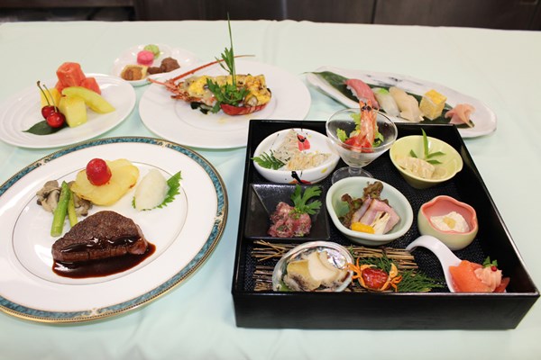 ダイヤモンドボックスシートで提供される「ホテル椿山荘東京」プロデュースのコース料理 ※大会提供
