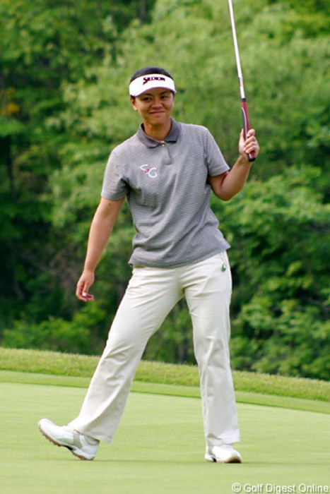 今季初優勝を挙げている好調の中田美枝が首位に立った 2006年 リゾートトラストレディス 初日 中田美枝
