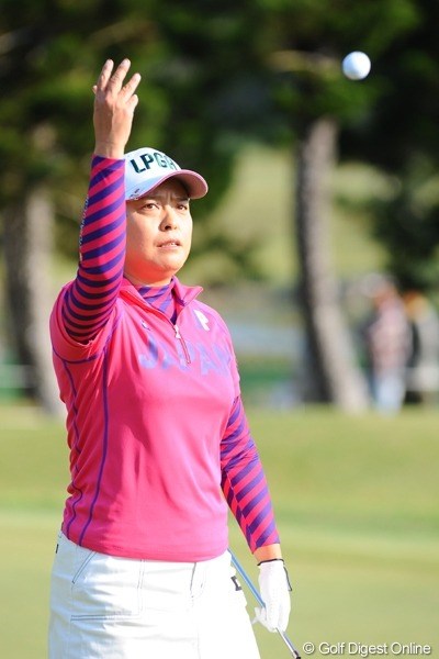 2009年 京楽日韓女子ゴルフ 最終日 斉藤裕子 満を持しての登場となった斉藤キャプテンやったけど、後半息切れで・・・・