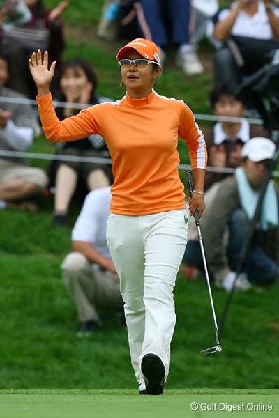 2006年 日本女子プロゴルフ選手権大会コニカミノルタ杯 3日目 宮里藍 最終18番でチップインバーディ！単独首位で最終日を迎える宮里藍