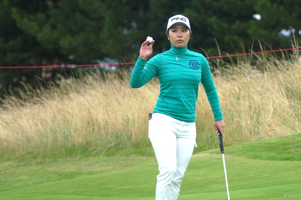 比嘉真美子は1打差2位で決勝へ 畑岡奈紗は予選落ち
