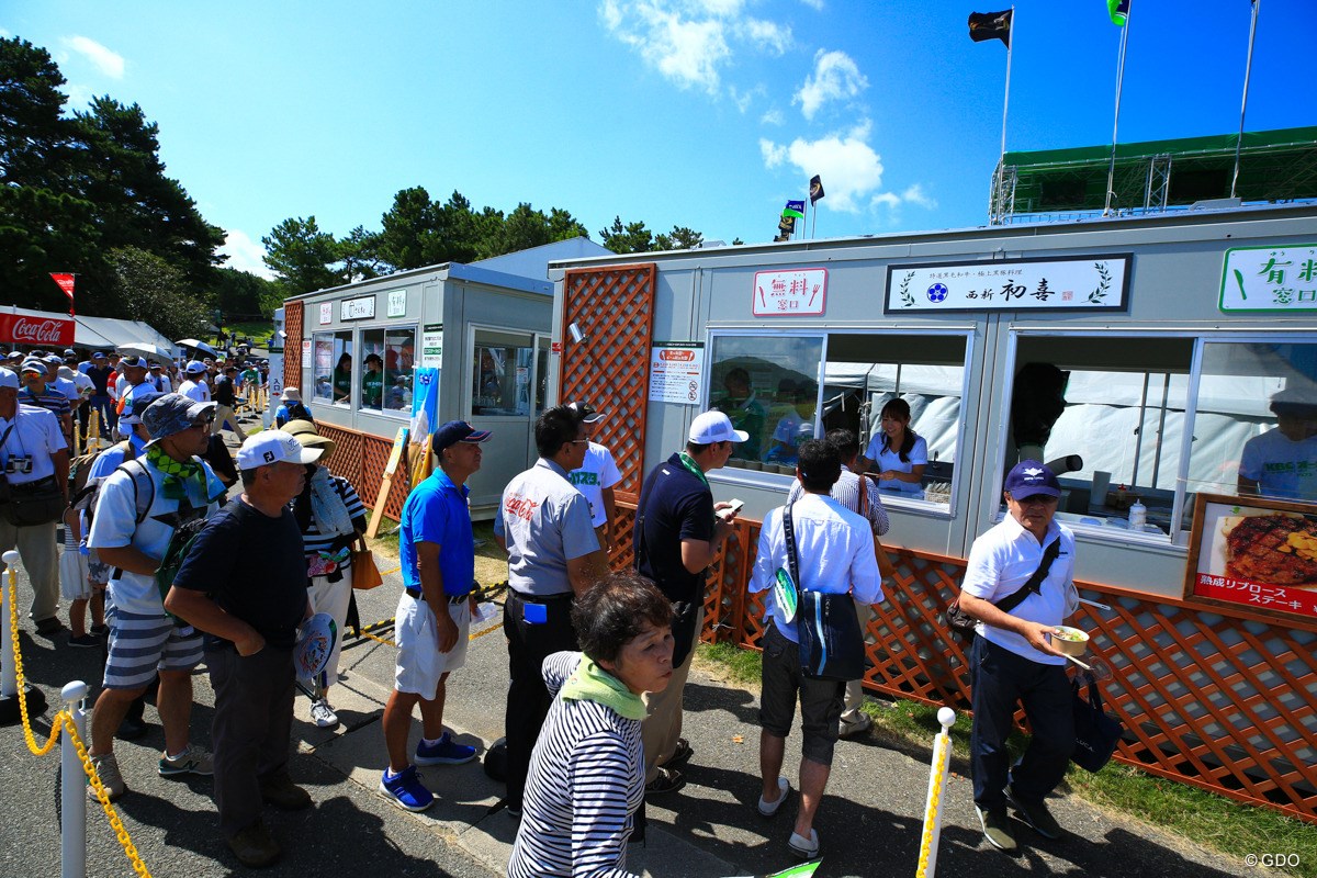 2018年 RIZAP KBCオーガスタゴルフトーナメント 2日目 食べ放題