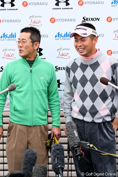 この日は三遊亭楽太郎さんと同組でプレーした池田勇太 09年 第11回gmaプロ アマチャリティーゴルフ 武勇伝カップ 池田勇太 フォトギャラリー Gdo