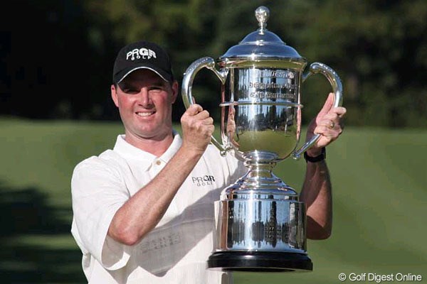2005年 ブリヂストンオープンゴルフトーナメント 最終日 デビッド・スメイル 16アンダーをマークし今季2勝目を飾ったデビッド・スメイル