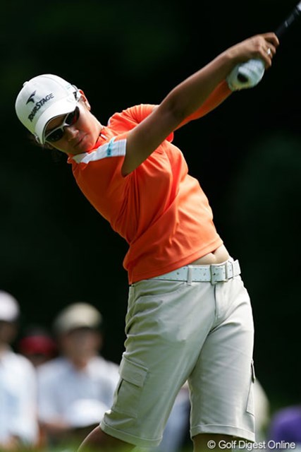 宮里 横峯 6位タイの好発進 不動は出遅れ31位タイ 国内女子ツアー Lpga Gdo ゴルフダイジェスト オンライン 宮里 横峯 6位タイの好発進 不動は出遅れ31位タイ 国内女子ツアー Lpga Gdo ゴルフダイジェスト オンライン