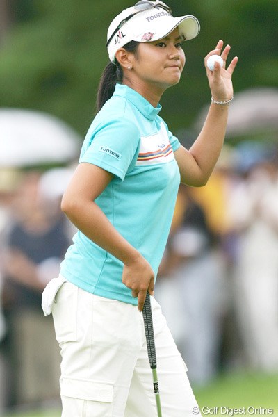 2005年 日本女子プロゴルフ選手権大会コニカミノルタ杯 3日目 宮里藍 後半に追い上げトップと1打差につけた宮里藍