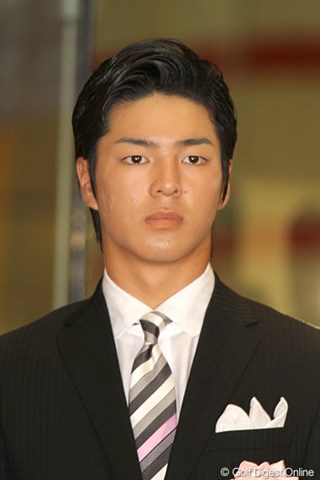 遼 東証大納会で打鐘 スポーツで日本を元気にしたい 国内男子ツアー Jgto Gdo ゴルフダイジェスト オンライン