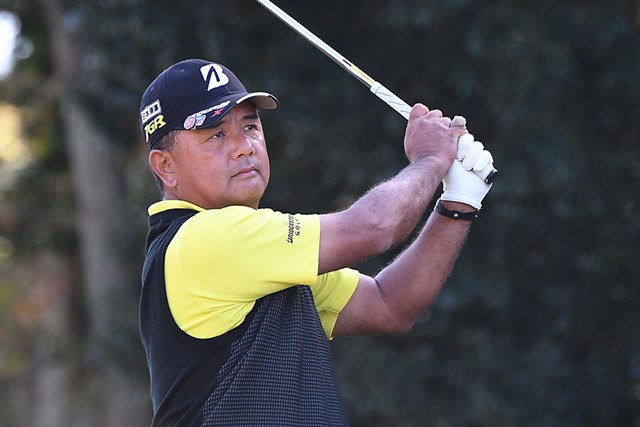 寺西明が首位浮上 倉本昌弘は1打差2位で最終日へ 国内シニアツアー Pga Gdo ゴルフダイジェスト オンライン