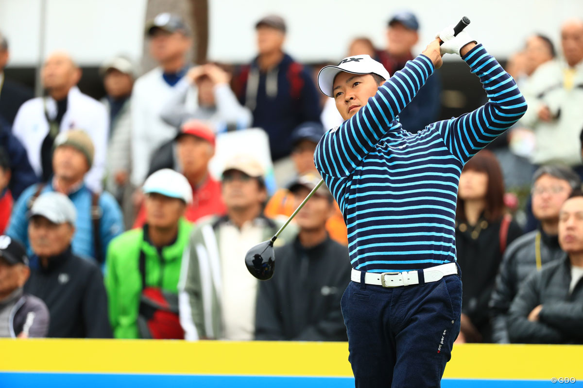 今平周吾ら3人が暫定首位 石川遼が2打差で追う