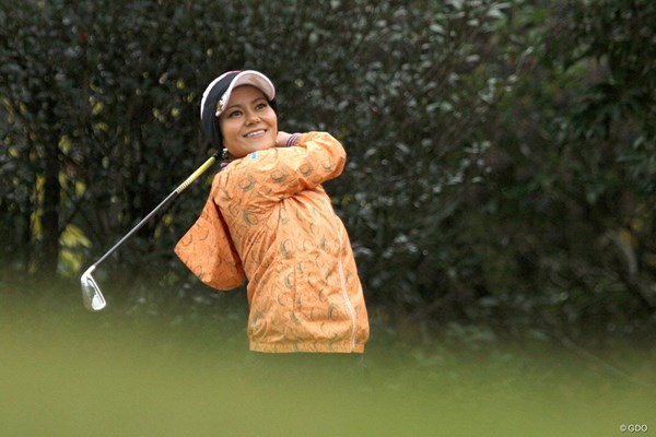 宮里藍さんがゴルフイベントに参加 1カ月半ぶりにスイング Gdo ゴルフダイジェスト オンライン