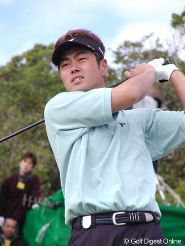 2004年 アジア・ジャパン沖縄オープンゴルフトーナメント 最終日 谷原秀人
