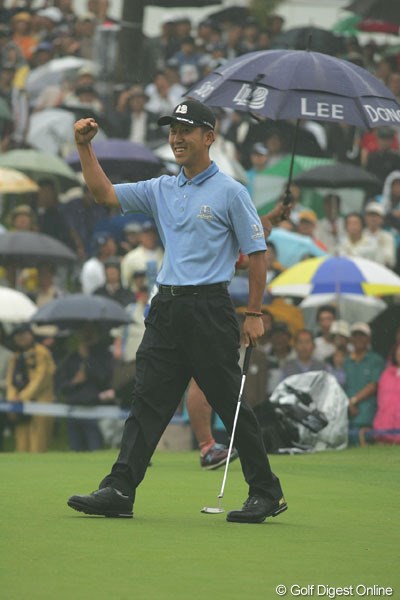 2004年 日本プロゴルフ選手権大会 最終日 S.K.ホ 最終18番バーディパットをねじ込み、勝負を決めたS.K.ホ