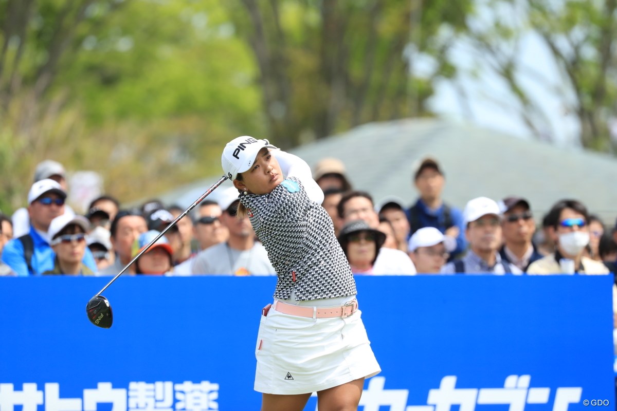 2019年 パナソニックオープンレディスゴルフトーナメント 初日  鈴木愛