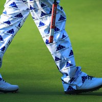 スポンサーさんのロゴを並べた派手なパンツ 2019年 全米プロゴルフ選手権 2日目 ジョン・デーリー
