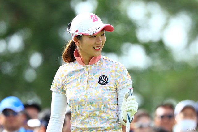 7mから4パットも 松田鈴英 へこたれない 3位浮上で決勝へ 国内女子ツアー Lpga Gdo ゴルフダイジェスト オンライン 7mから4パットも 松田鈴英 へこたれない 3位浮上で決勝へ 国内女子ツアー Lpga Gdo ゴルフダイジェスト オンライン
