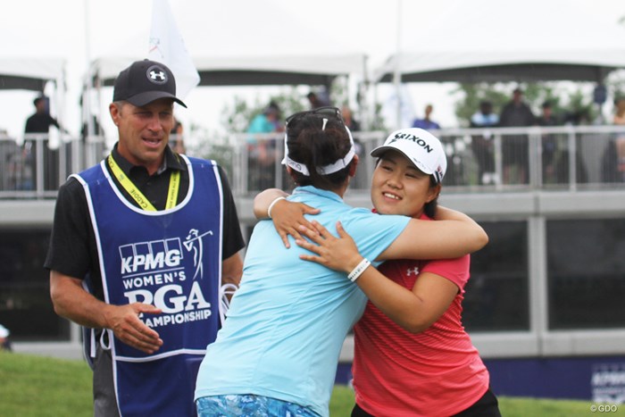 笑顔でホールアウトした 2019年 KPMG女子PGA選手権 最終日 畑岡奈紗