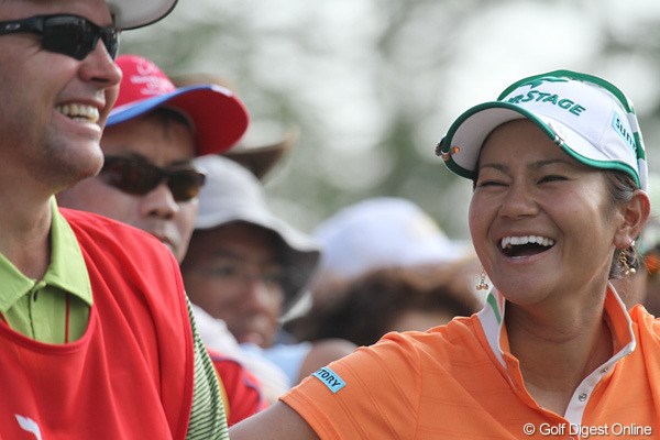 2010年 ホンダPTT LPGAタイランド 初日 藍笑顔