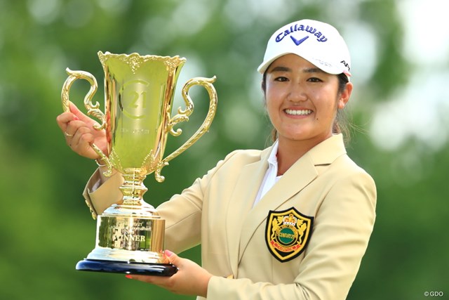 19歳の稲見萌寧が涙のツアー初優勝 国内女子ツアー Lpga Gdo ゴルフダイジェスト オンライン