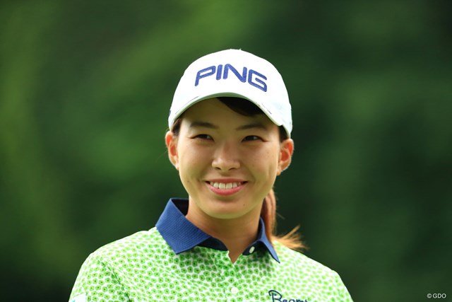 渋野日向子は5打差9位で最終日へ 首位にペ ソンウ 国内女子ツアー Lpga Gdo ゴルフダイジェスト オンライン