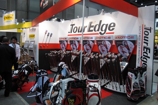 海外ブランドもジャパンゴルフフェアに参戦「Tour Edge」