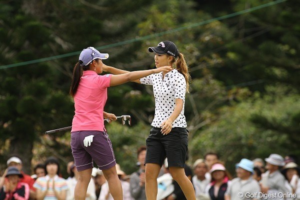 宮里藍と上田桃子／ダイキンオーキッドレディス2日目