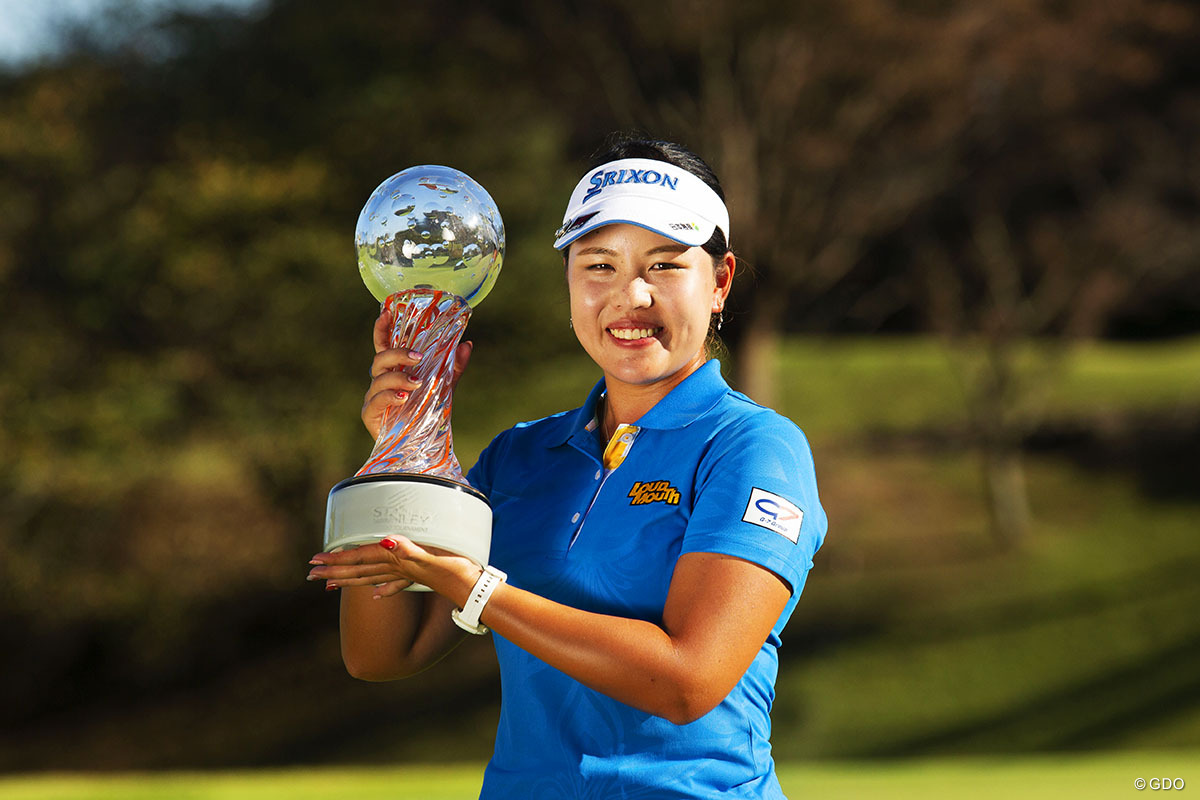 賞金トップ欠場で2位・渋野日向子に好機 イ・ボミらと予選同組