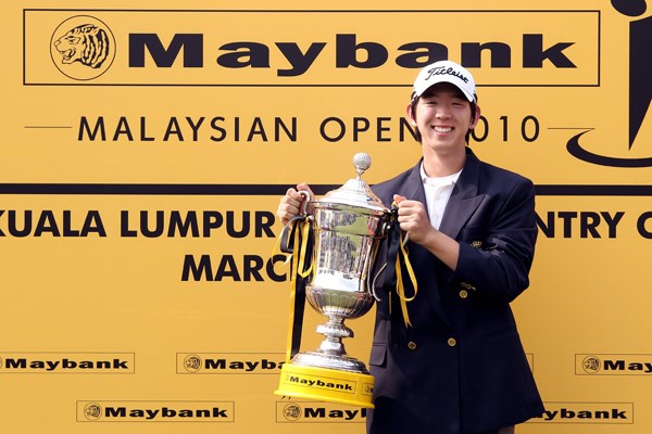 2010年 メイバンク・マレーシアオープン最終日 ノ・スンヨル 「韓国の遼くん」18歳のノ・スンヨルが欧州ツアーを制覇！（Ross Kinnaird /Getty Images）