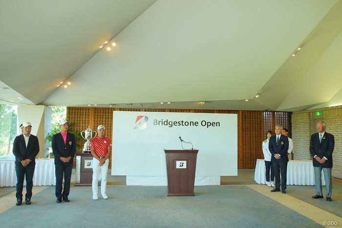 表彰式はクラブハウス内で。 2019年 ブリヂストンオープンゴルフトーナメント 最終日 表彰式