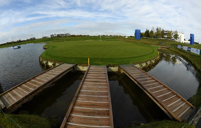ル・ゴルフナショナルの18番ホール(Ross Kinnaird/Getty Images) ル・ゴルフナショナル