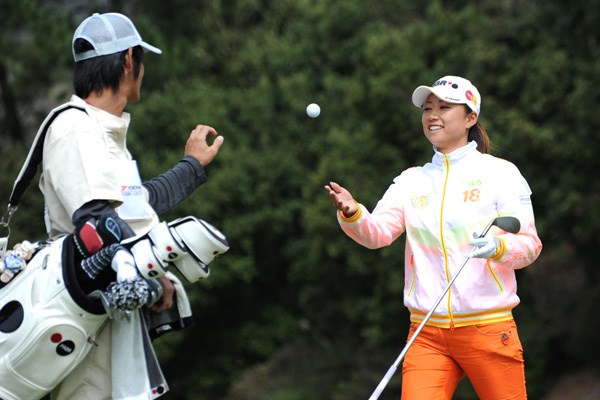 2010年 ヨコハマタイヤゴルフトーナメント PRGRレディスカップ初日 原江里菜
