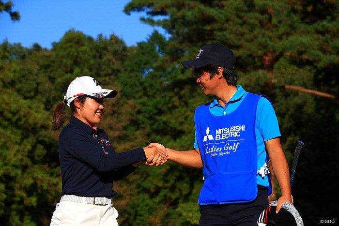 デビュー戦をサポートするのは僕の友達 2019年 樋口久子 三菱電機レディスゴルフトーナメント 初日 古江彩佳