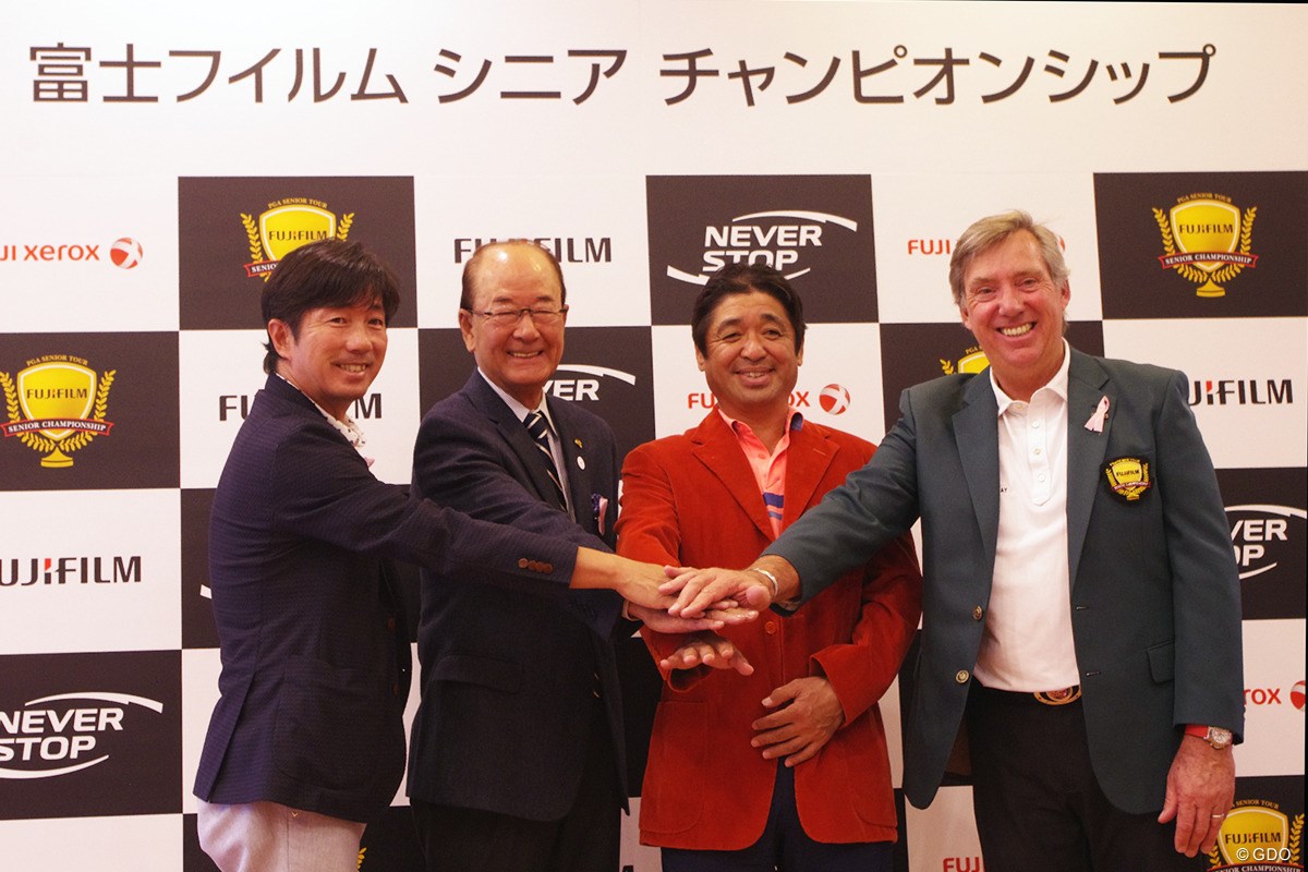 2019年 富士フイルム シニア チャンピオンシップ 初日 深堀圭一郎、松井功、伊澤利光、バリー・レーン