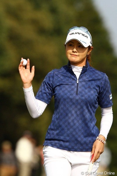 諸見里しのぶ／Tポイントレディス初日