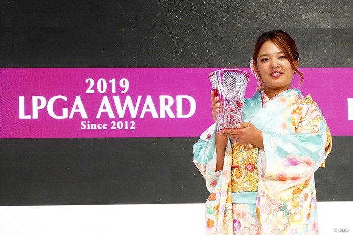 鈴木愛は賞金女王としてアワードに参加した 2019年 LPGAアワード 鈴木愛