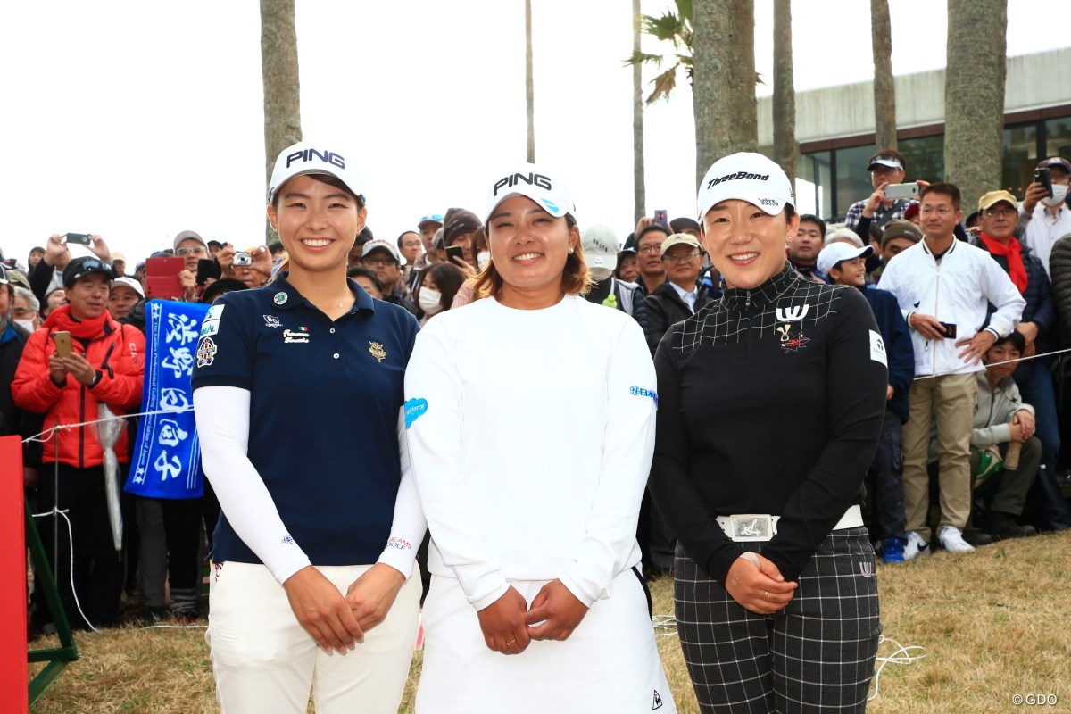 2019年 （左から）渋野日向子、鈴木愛、申ジエ