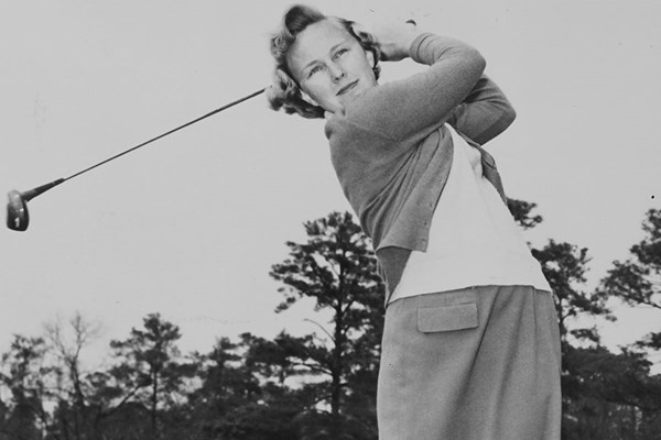 2020年 ミッキー・ライト 伝説的な女子ゴルファー、ミッキー・ライトが亡くなった。85歳だった（PGA of America via Getty Images)