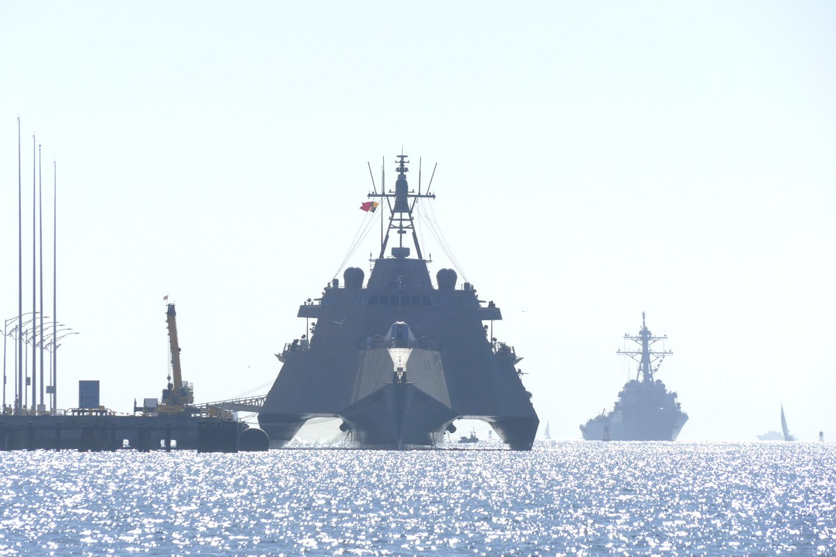 軍艦