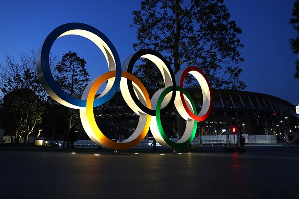 2020年 五輪モニュメント 東京五輪は1年程度延期されることに（Clive Rose/Getty Images)
