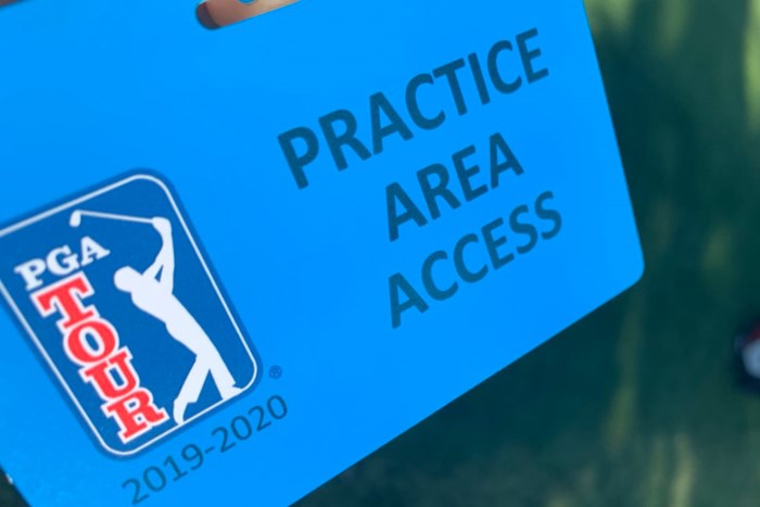 練習場への入場を許可するカード。選手に帯同するスタッフも人数を制限される（提供画像） 2020年 ロケットモーゲージ・クラシック 事前 許可証
