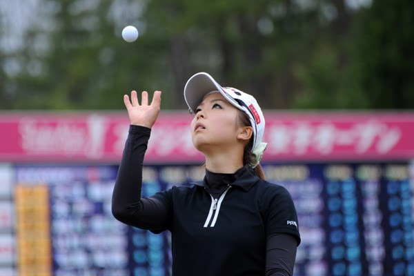 2010年 スタジオアリス女子オープン 初日 菊地絵理香