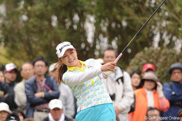 2010年 スタジオアリス女子オープン 初日 横峯さくら