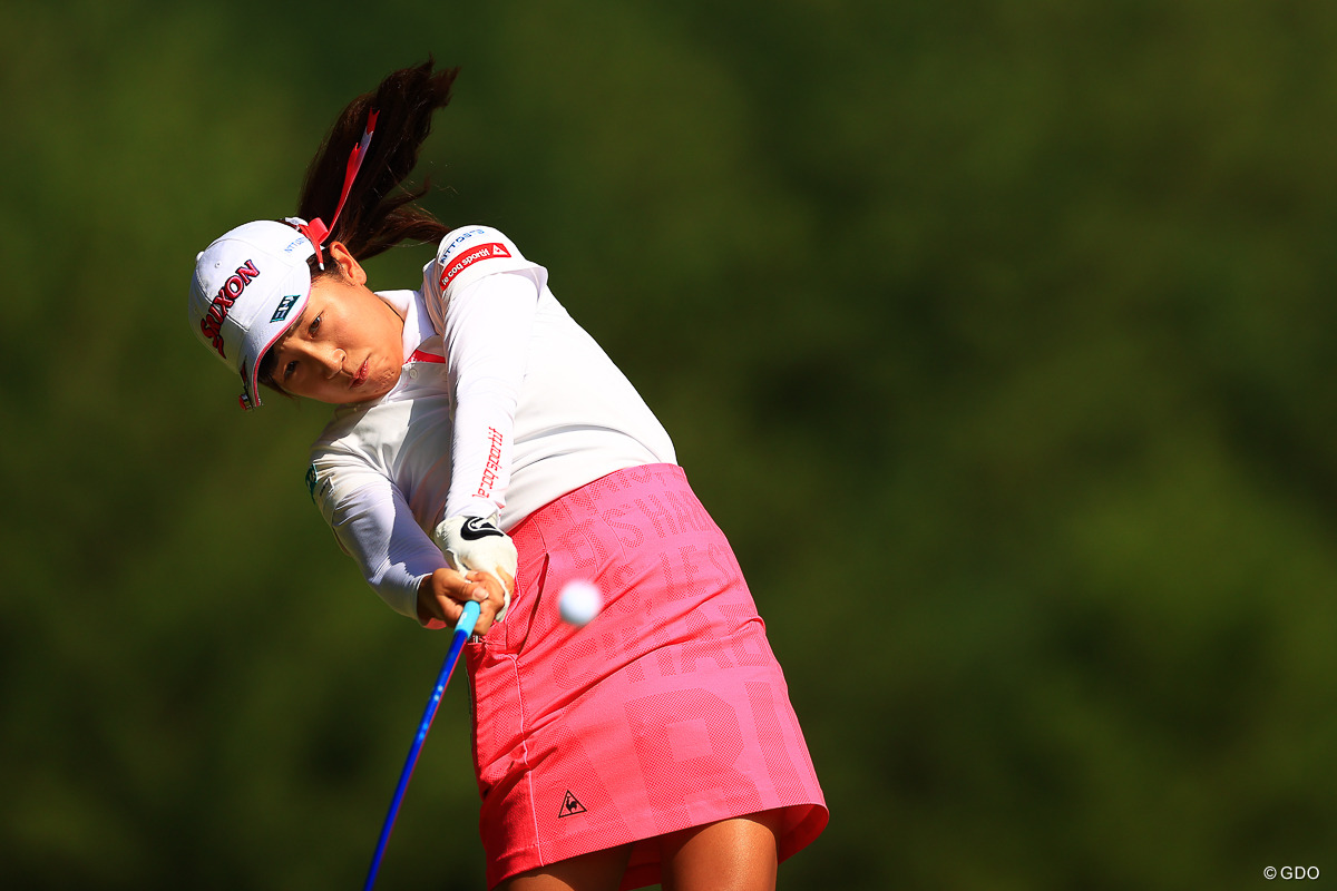 この瞬間でボールを追えている動体視力の良さ。 2020年 日本女子オープンゴルフ選手権 初日 菅沼菜々