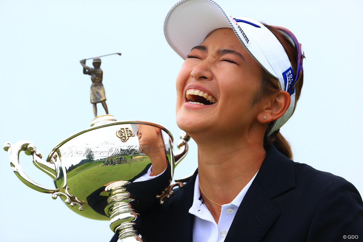 原英莉花プロサイン優勝2020年日本女子オープンキャップ(JGA)、記念ボール