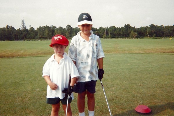 ブルックス・ケプカ（右）は弟のチェイスとともにプロゴルファーへの道を進んだ（提供：PGATOUR）