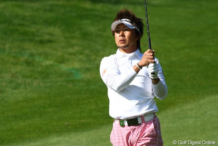 「この日のゴルフには納得がいかない！」という小泉洋人。それでも初の予選突破を果たした 2010年 つるやオープン 3日目 小泉洋人