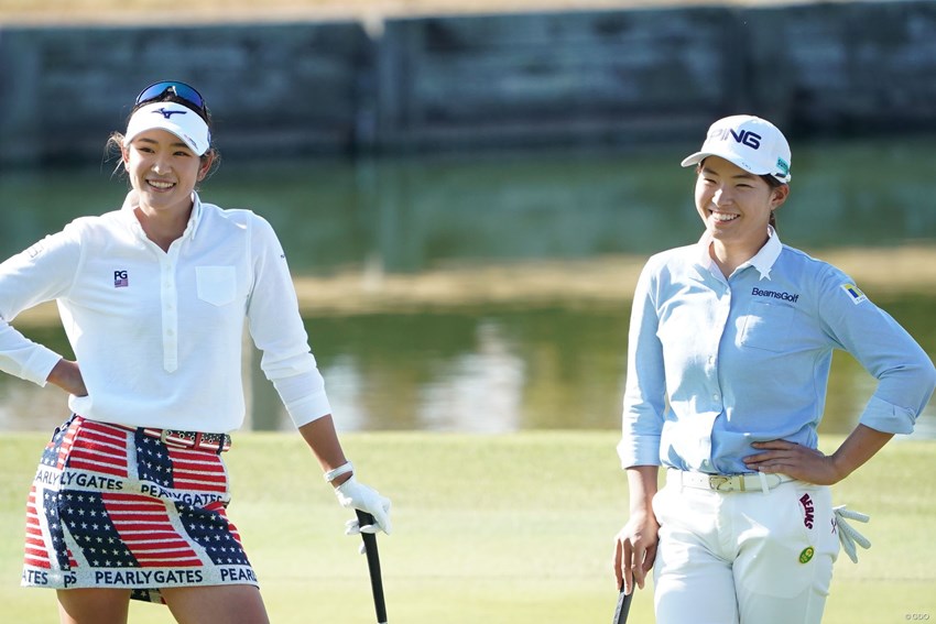 同学年の原英莉花とのラウンドになった 年 伊藤園レディスゴルフトーナメント 2日目 渋野日向子 フォトギャラリー Gdo 同学年の原英莉花とのラウンドになった 年 伊藤園レディスゴルフトーナメント 2日目 渋野日向子 フォトギャラリー Gdo