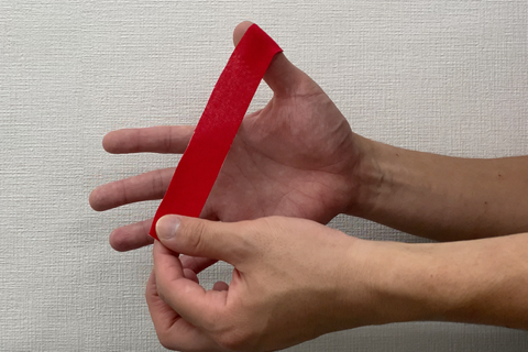 もう力まない グリップを補助する親指のテーピング プラス1 Gdo ゴルフレッスン 練習
