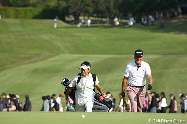 2010年 中日クラウンズ 初日 青木功