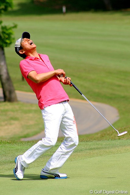 画像詳細 10年 ザ レジェンド チャリティプロアマトーナメント 最終日 明石家さんま 久保谷が逆転勝利 青木 遼も魅せた レジェンドチャリティプロアマ最終日 Gdo ゴルフダイジェスト オンライン