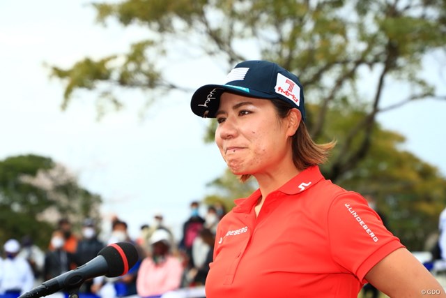 岡山絵里 約3年ぶり勝利の陰に 志を変えた コーチ 国内女子ツアー Lpga Gdo ゴルフダイジェスト オンライン